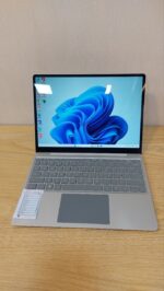 Laptop Surface GO - 42