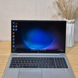68 - laptop HP Elitebook 840 G7